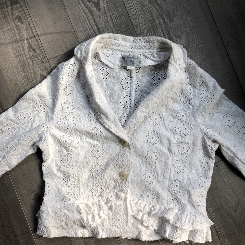 White Ruffled Eyelet Lace Jacket M